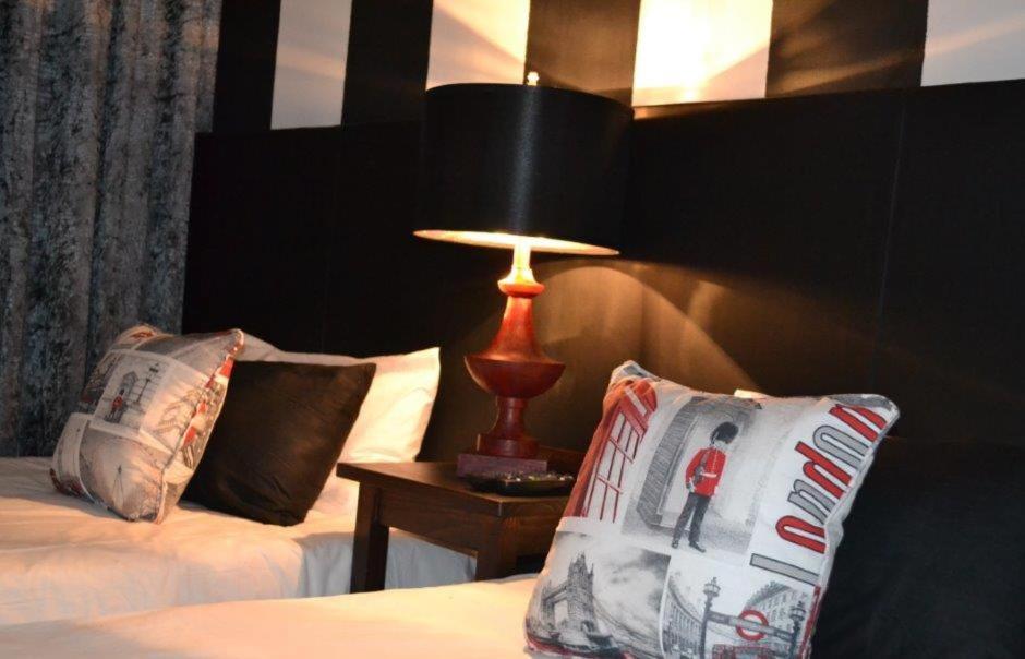 7 Cities Guesthouse Крэдок Экстерьер фото