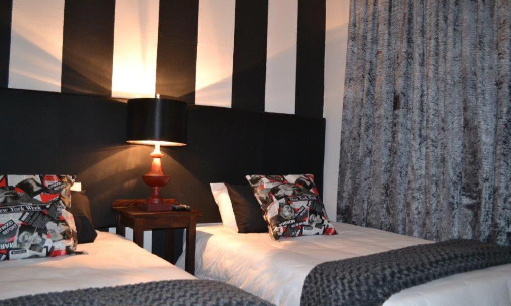 7 Cities Guesthouse Крэдок Экстерьер фото